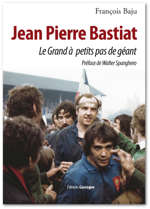 Le Grand à petits pas de géant